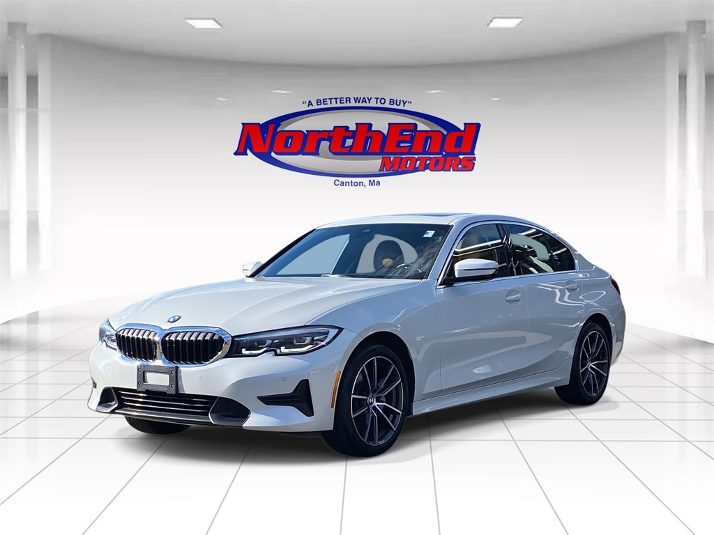 2022 Mineral White Metallic BMW 3 Series 330i xDrive AWD Sedan