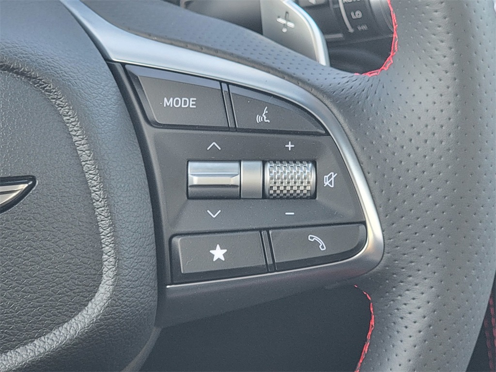 new 2025 Genesis G70 car, priced at $43,986