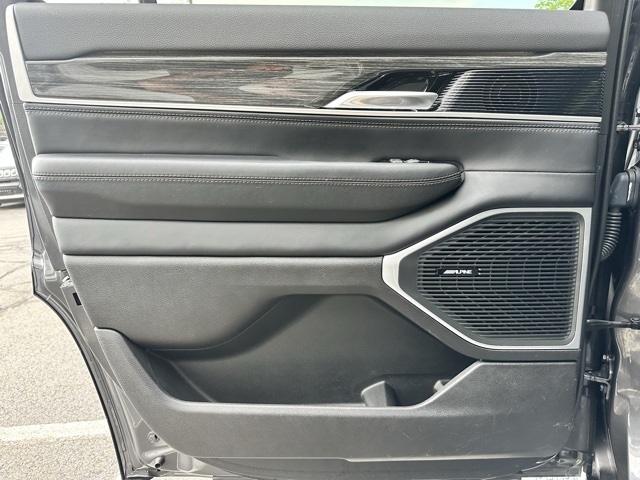 2022 Baltic Gray Metallic Clearcoat Jeep Wagoneer Series II 4X4 SUV