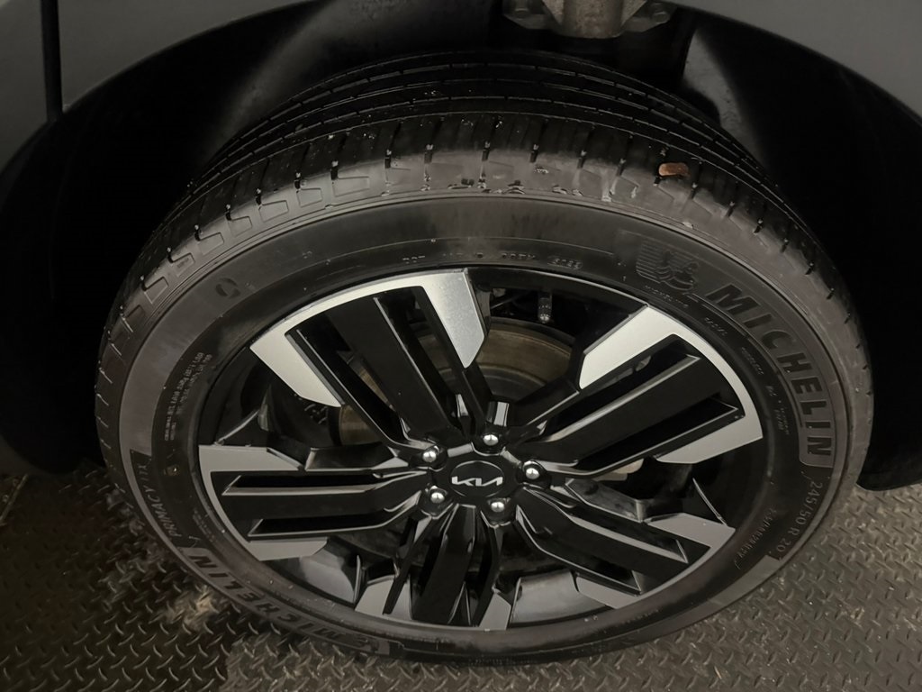 used 2023 Kia Telluride car, priced at $33,889