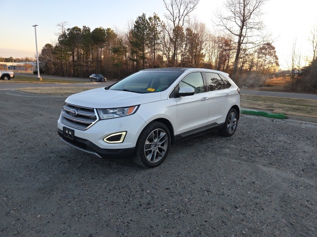 2015 Ford Edge Titanium's photo