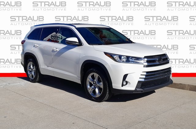 2019 Toyota Highlander Limited's photo
