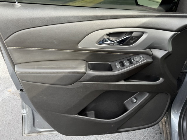 used 2020 Chevrolet Traverse car, priced at $20,339