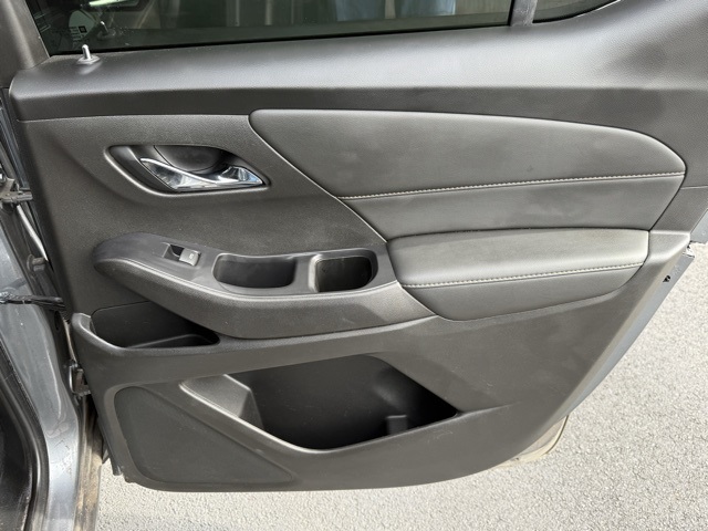 used 2020 Chevrolet Traverse car, priced at $20,339