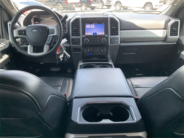 2019 Oxford White Ford Super Duty F-250 SRW Lariat 4X4 Truck