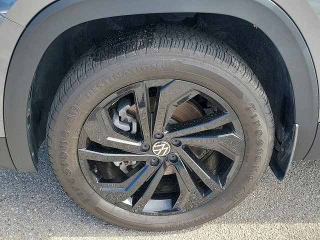 2022 Gray Volkswagen Atlas 3.6L V6 SE w/Technology AWD SUV