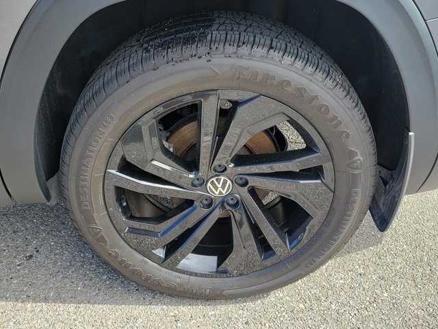 2022 Gray Volkswagen Atlas 3.6L V6 SE w/Technology AWD SUV
