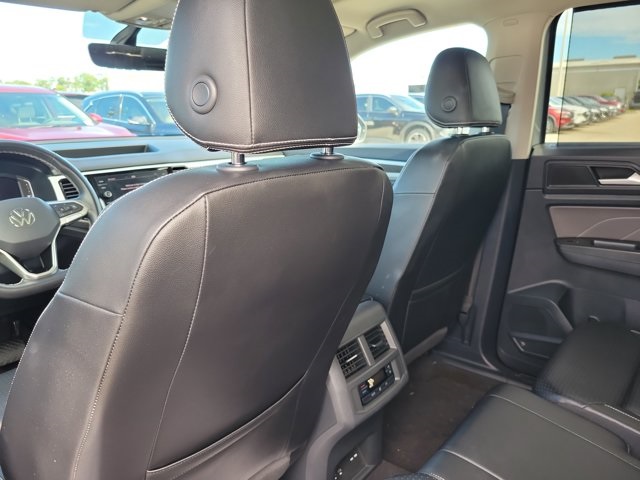 2022 Gray Volkswagen Atlas 3.6L V6 SE w/Technology AWD SUV