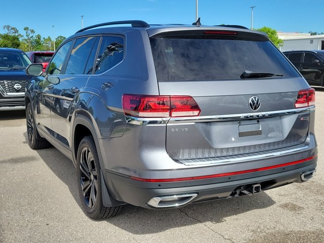 2022 Gray Volkswagen Atlas 3.6L V6 SE w/Technology AWD SUV