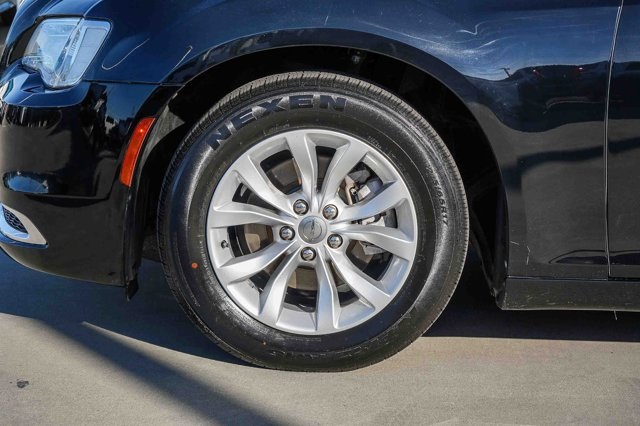 used 2021 Chrysler 300 car, priced at $19,388