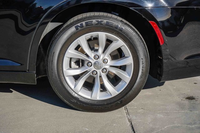 used 2021 Chrysler 300 car, priced at $19,388