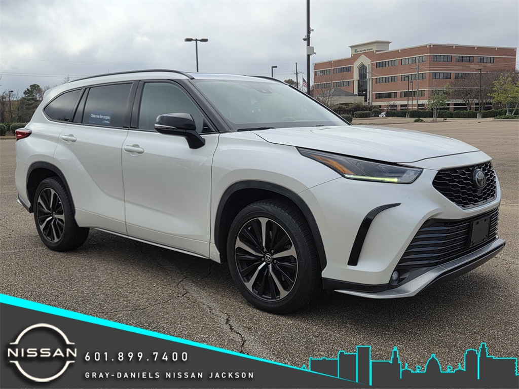 2021 Toyota Highlander XSE's photo