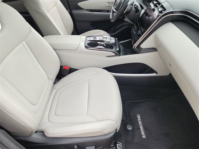 2022 Shimmering Silver Hyundai Tucson Limited FWD SUV