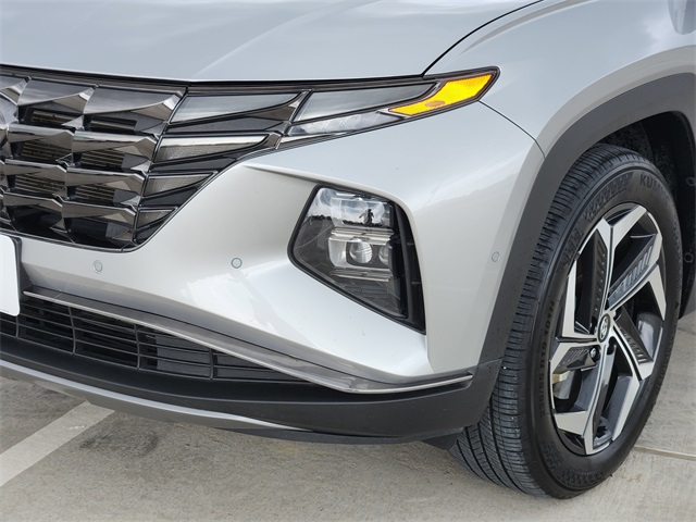 2022 Shimmering Silver Hyundai Tucson Limited FWD SUV