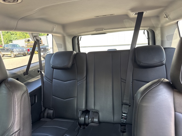 2018 Cadillac Escalade ESV Luxury photo 14