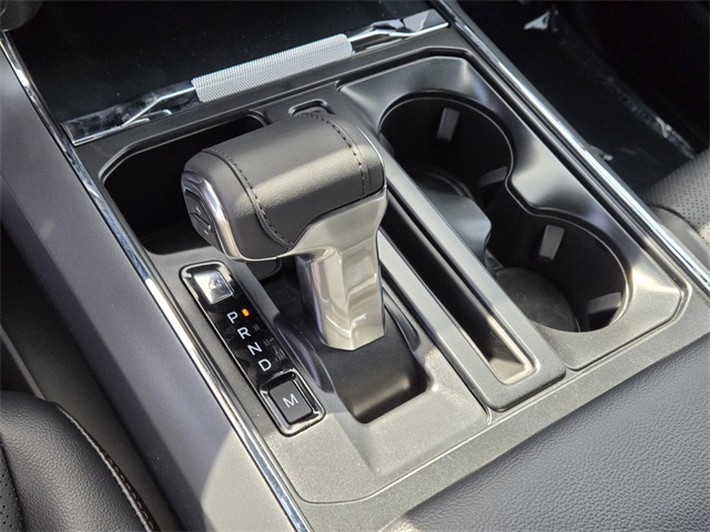 New 2025 Ford F-150 SuperCrew 6.5' Box Lariat