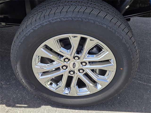 New 2025 Ford F-150 SuperCrew 6.5' Box Lariat