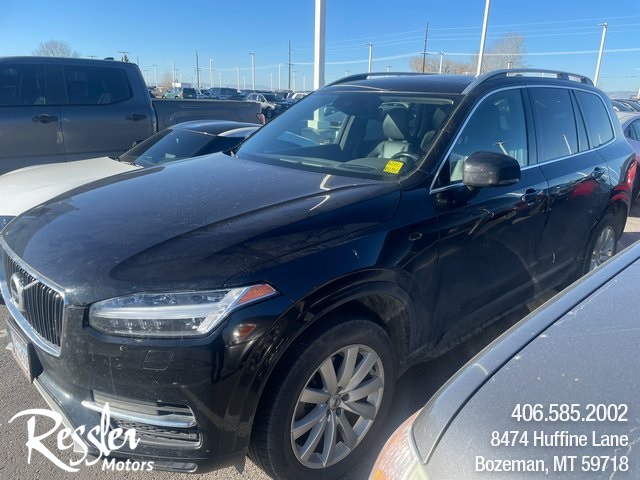 2016 Volvo XC90 Momentum