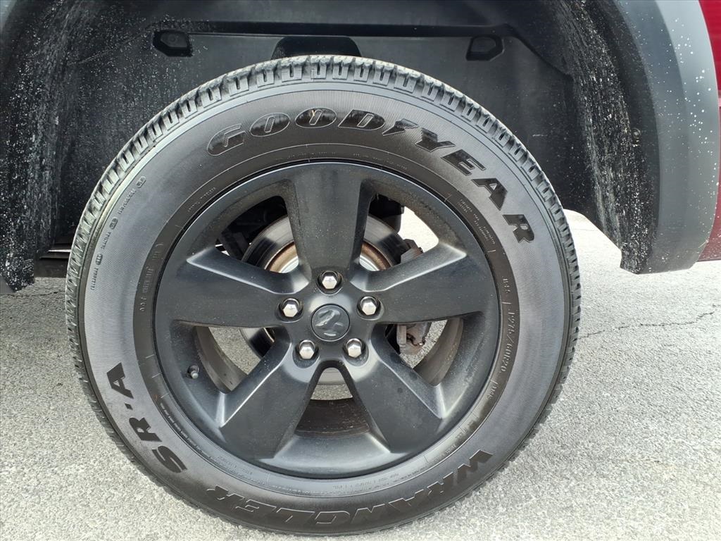 used 2019 Ram 1500 Classic car, priced at $23,500