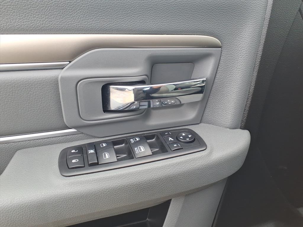 used 2019 Ram 1500 Classic car, priced at $23,500