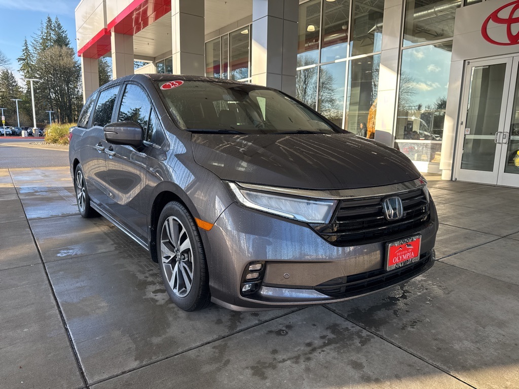 2023 Honda Odyssey Touring's photo