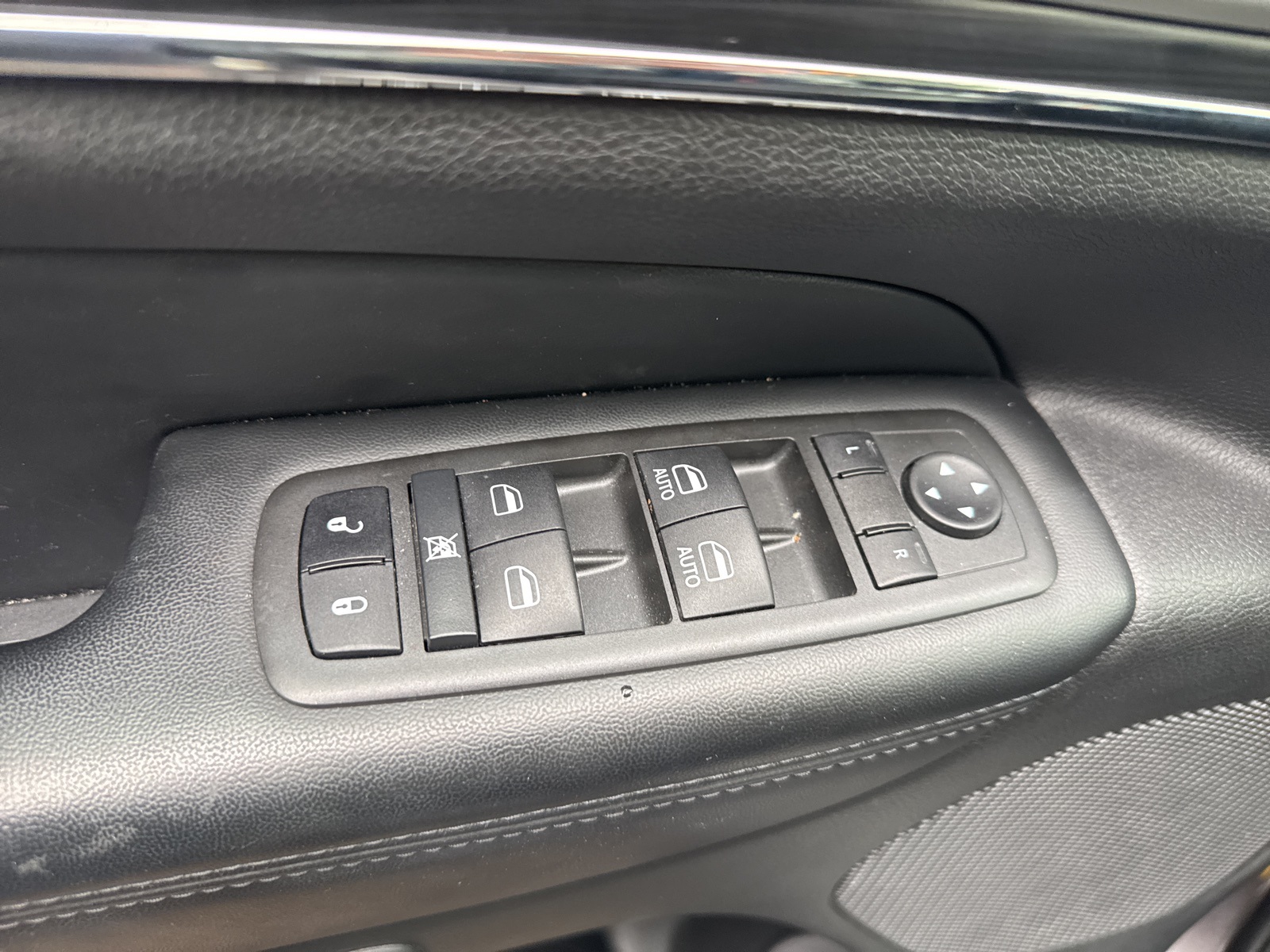 2021 Granite Crystal Metallic Clearcoat Jeep Grand Cherokee Limited 4X4 SUV