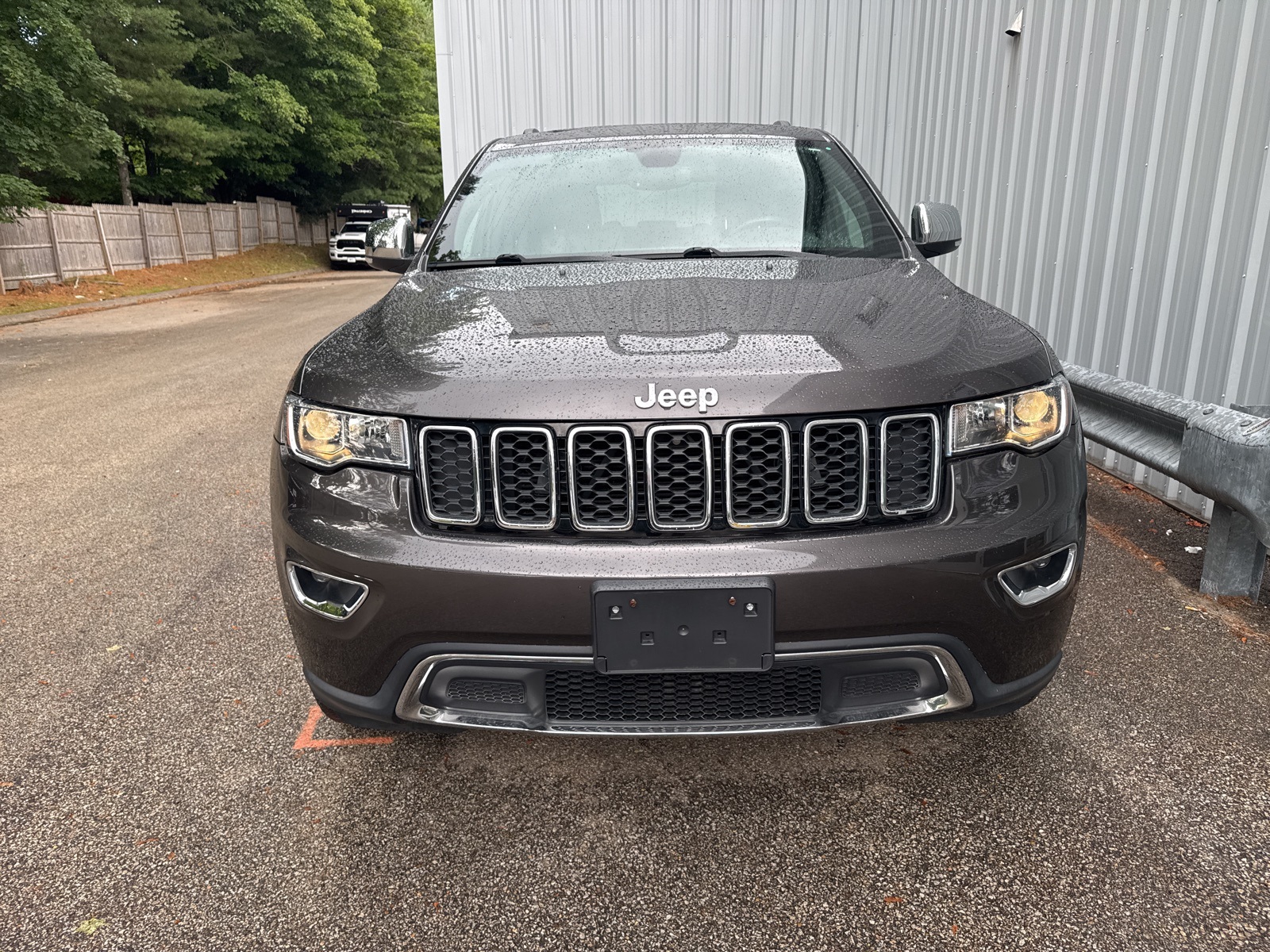 2021 Granite Crystal Metallic Clearcoat Jeep Grand Cherokee Limited 4X4 SUV