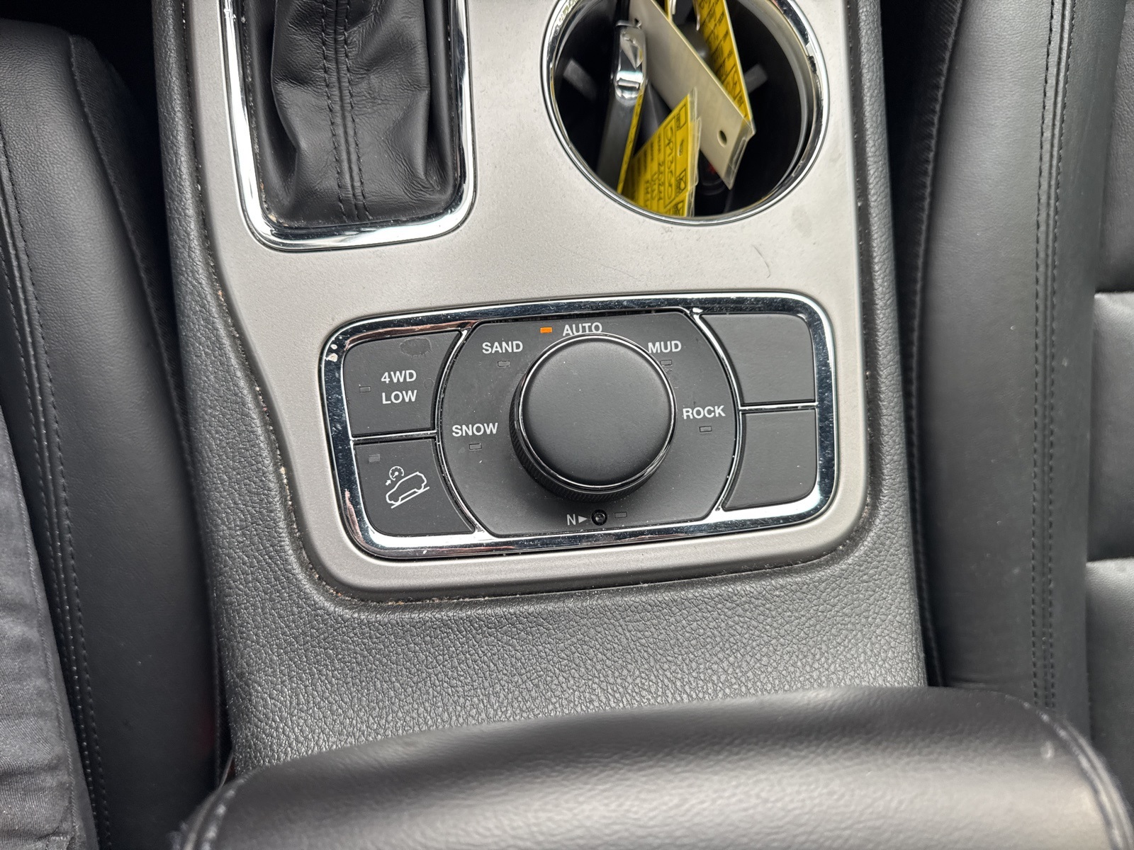 2021 Granite Crystal Metallic Clearcoat Jeep Grand Cherokee Limited 4X4 SUV