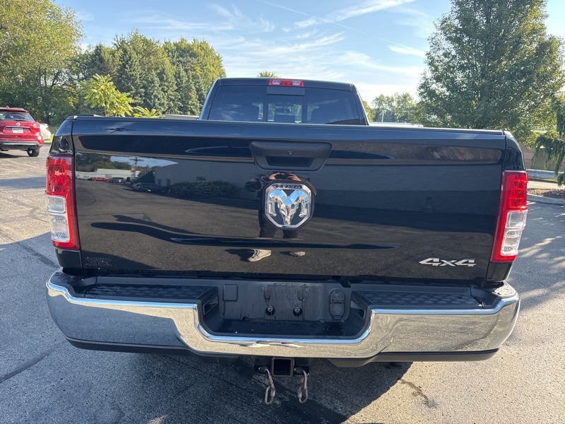 2022 Ram 3500 Tradesman photo 4
