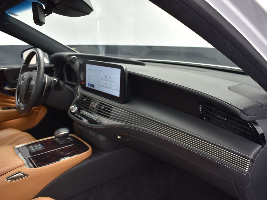 2023 White Pearl Lexus LS 500 Base RWD Sedan