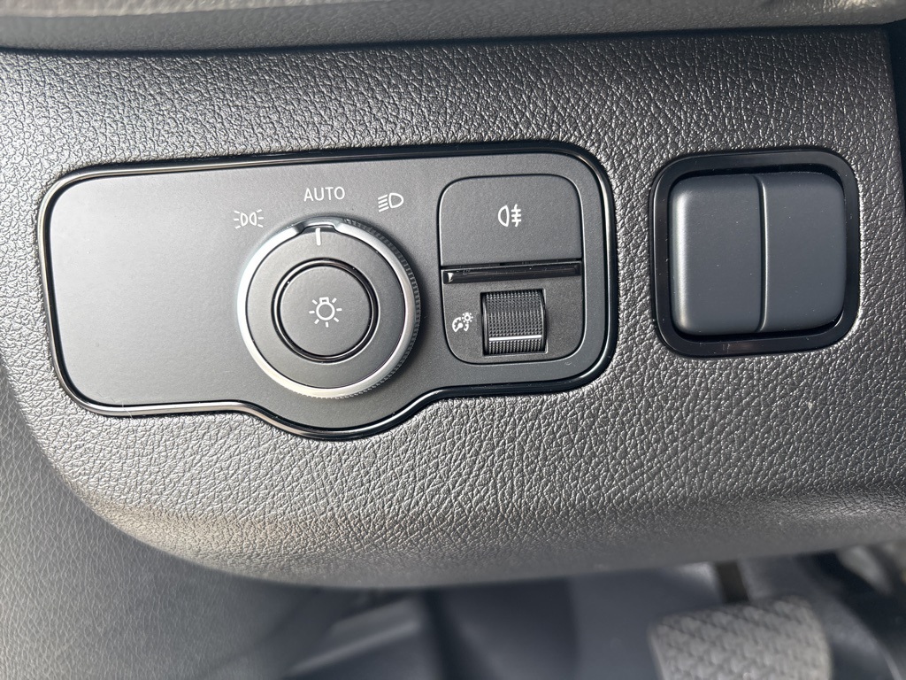 Used 2023 Mercedes-Benz Sprinter 2500 - photo 37