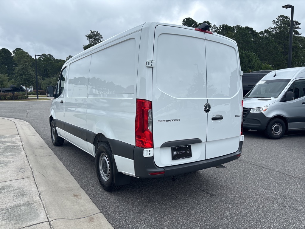 Used 2023 Mercedes-Benz Sprinter 2500 - photo 7