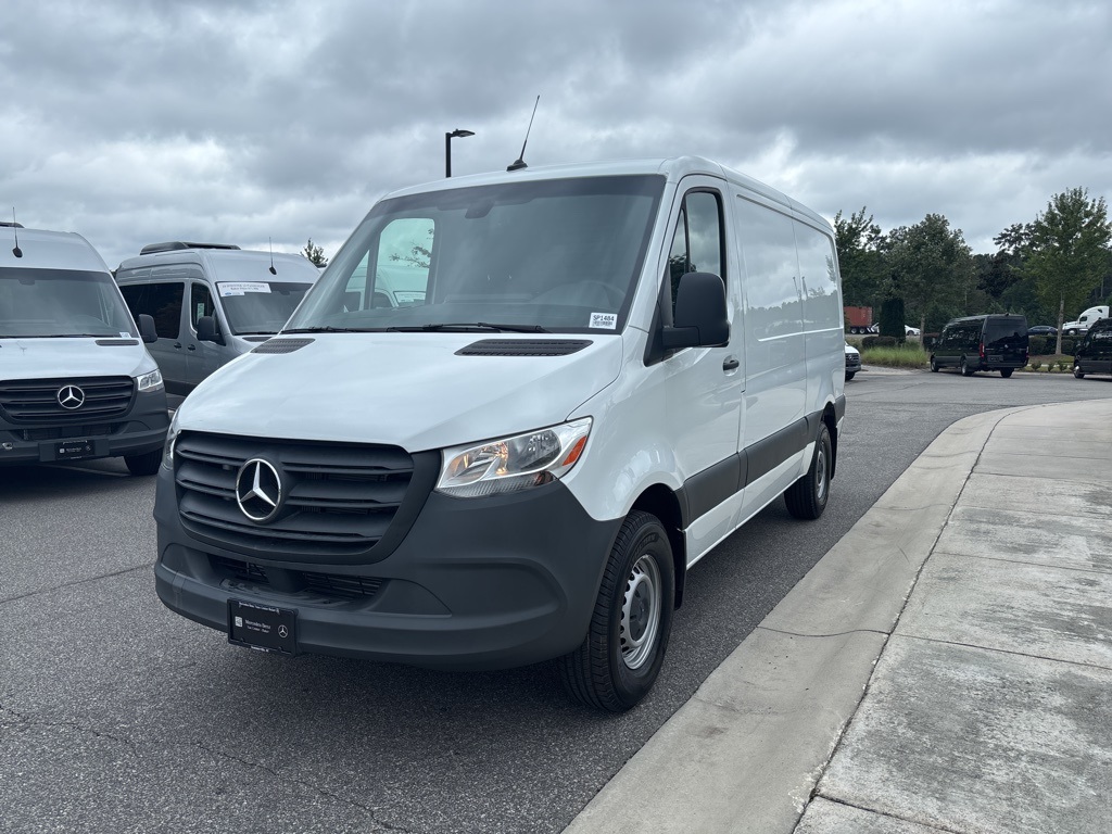 Used 2023 Mercedes-Benz Sprinter 2500 - photo 9