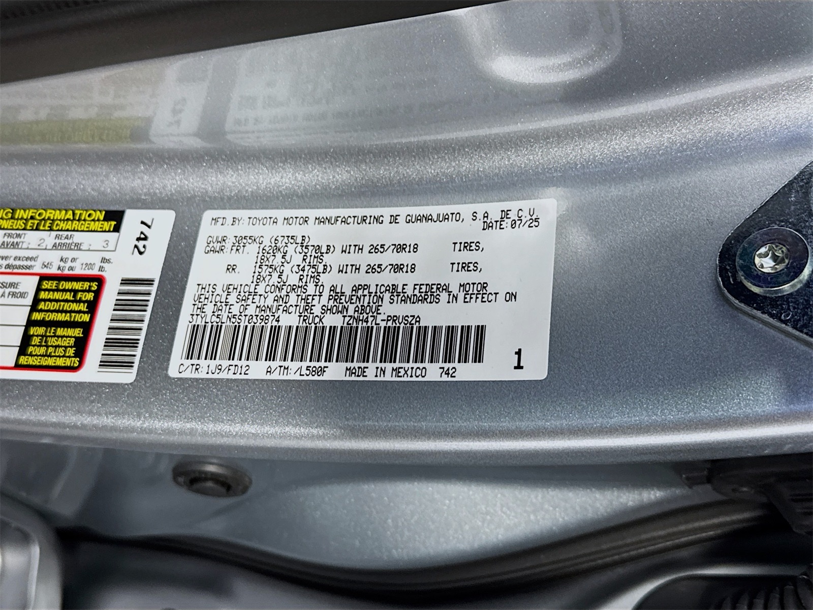 2025 Toyota Tacoma TRD Off-Road Double Cab photo 14