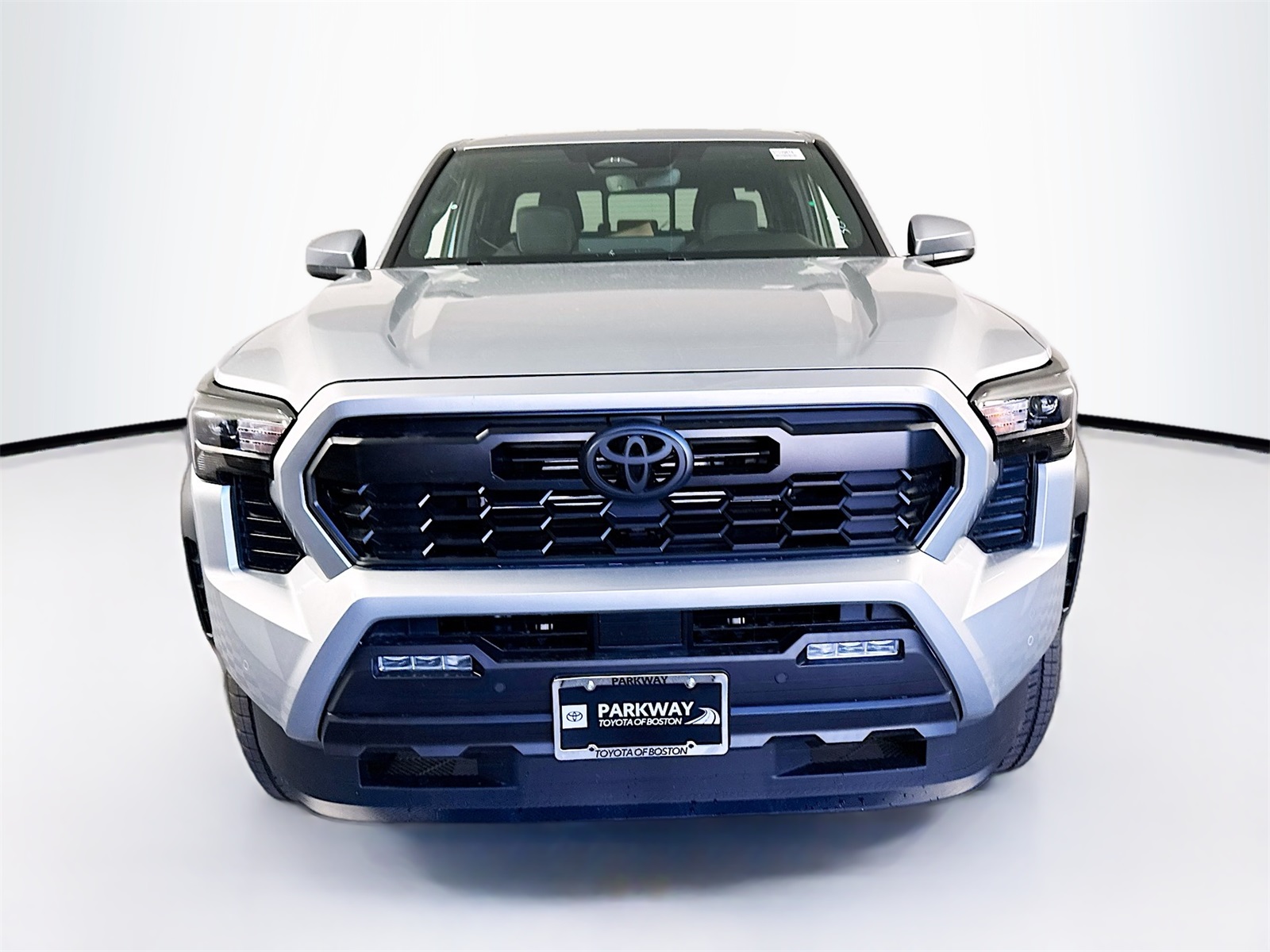 2025 Toyota Tacoma TRD Off-Road Double Cab photo 2