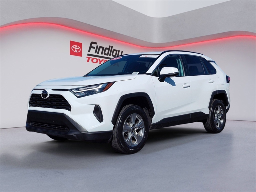 2024 Toyota RAV4 XLE