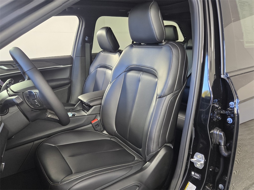 new 2025 Jeep Grand Cherokee L car, priced at $36,330