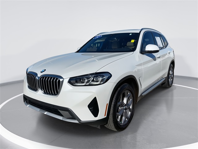 2022 BMW X3 30i's photo