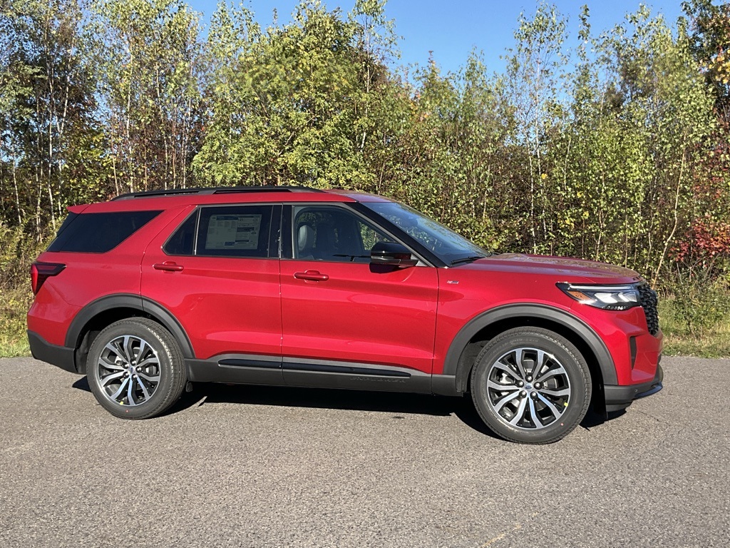 2026 Ford Explorer ST Line's photo