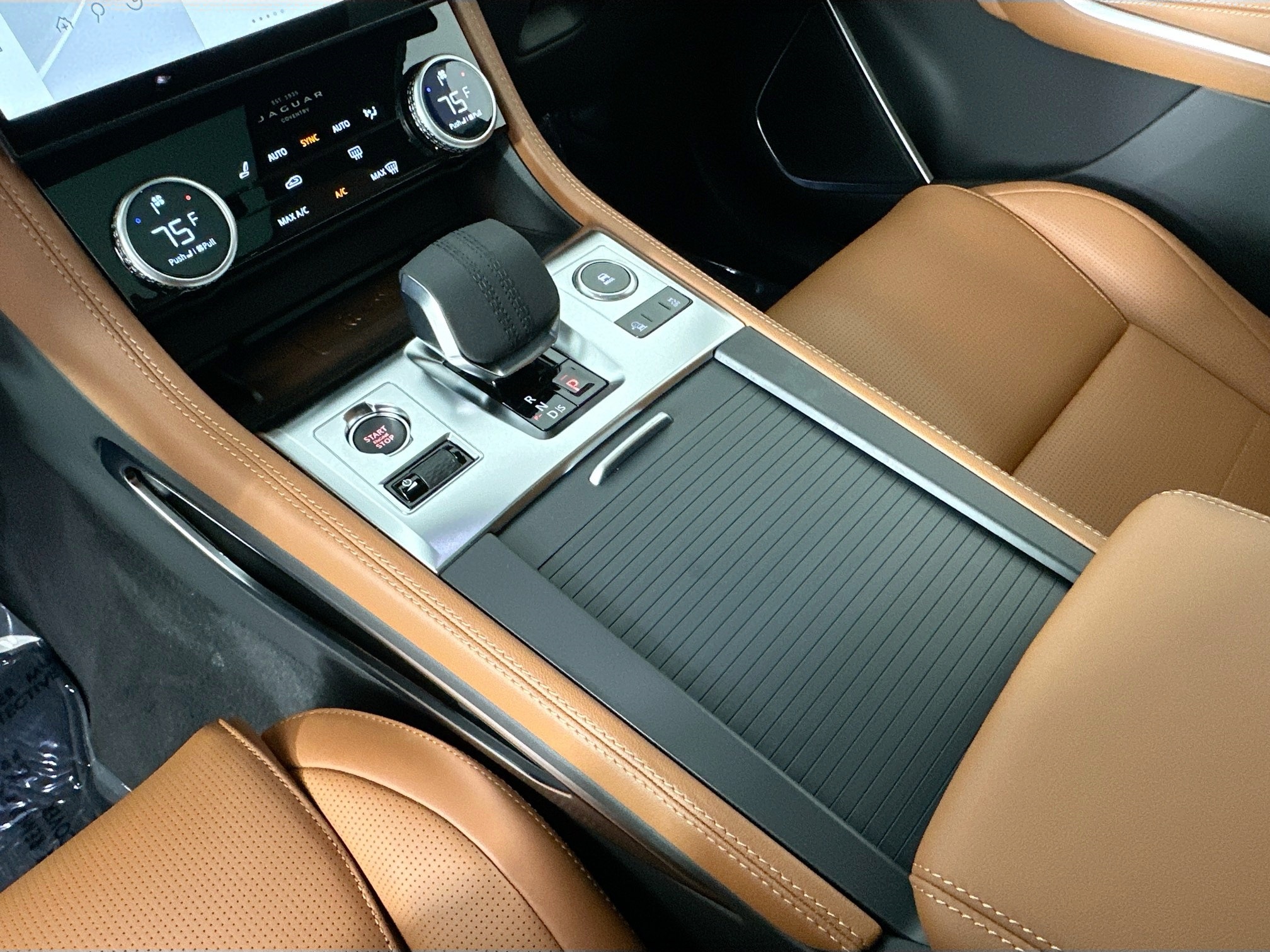 new 2025 Jaguar F-PACE car, priced at $80,593