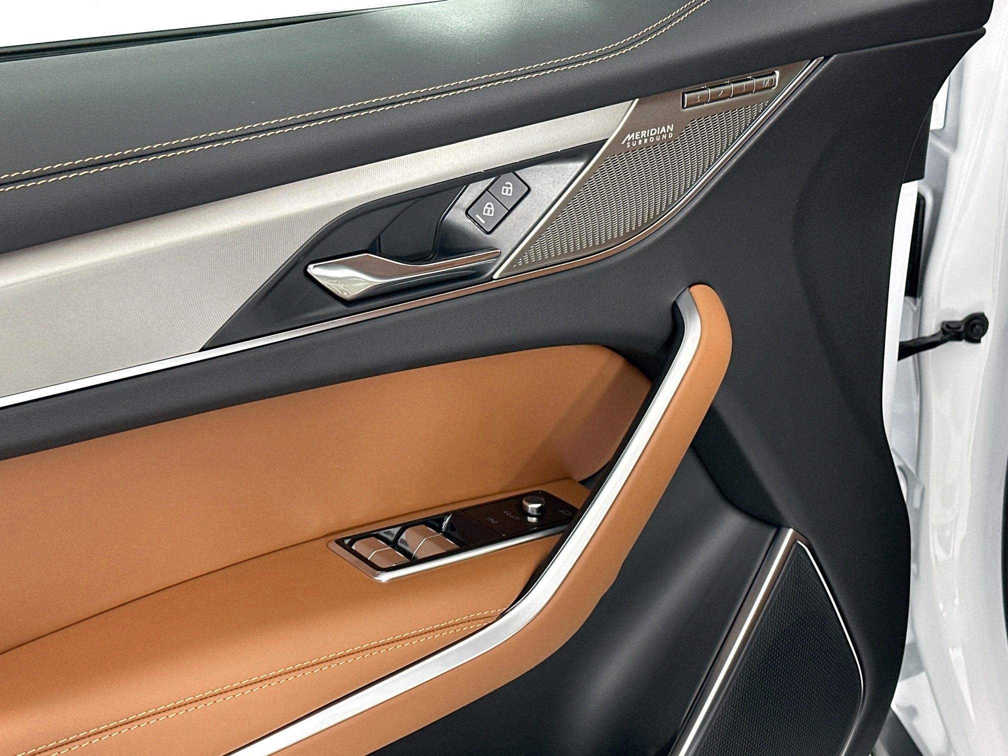 new 2025 Jaguar F-PACE car, priced at $80,593