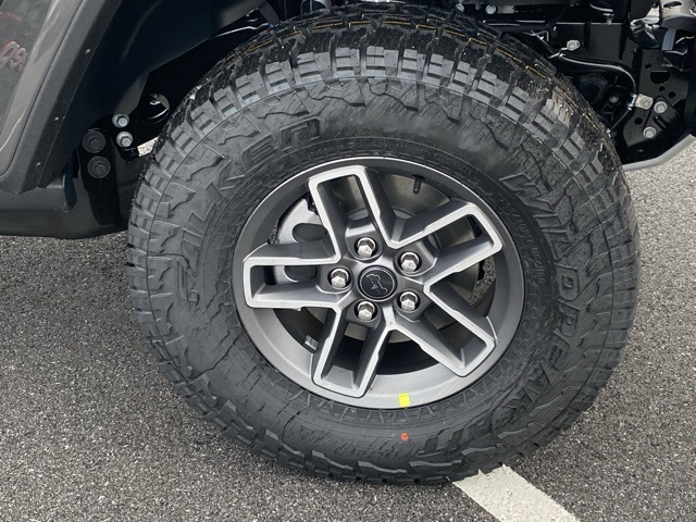 new 2026 Jeep Gladiator car, priced at $53,281