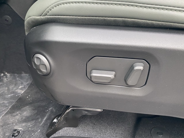 new 2026 Jeep Gladiator car, priced at $53,281