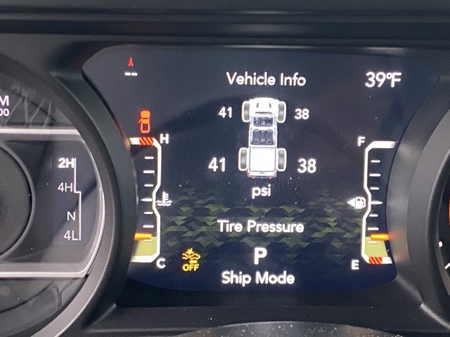 new 2026 Jeep Gladiator car, priced at $53,281