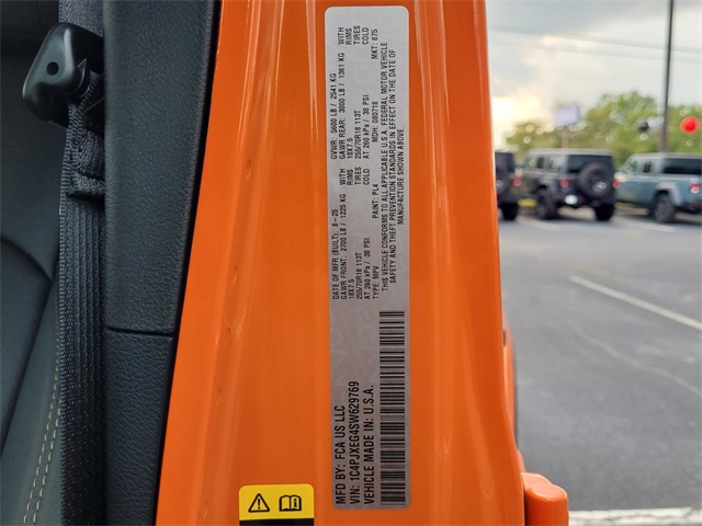 2025 Jeep Wrangler 4-Door Sahara 4x4