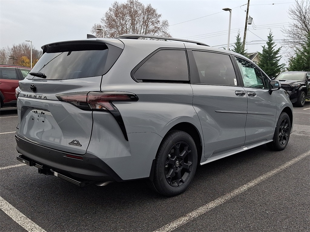 2026 Toyota Sienna Woodland Edition photo 2