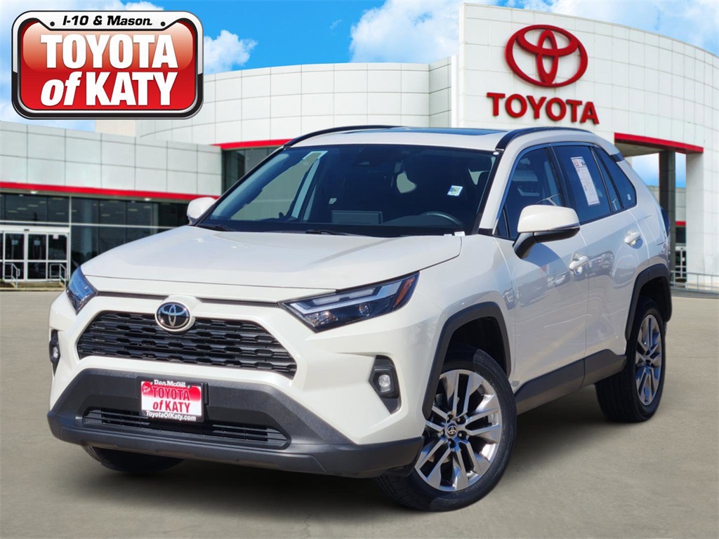 2022 Toyota RAV4 XLE Premium