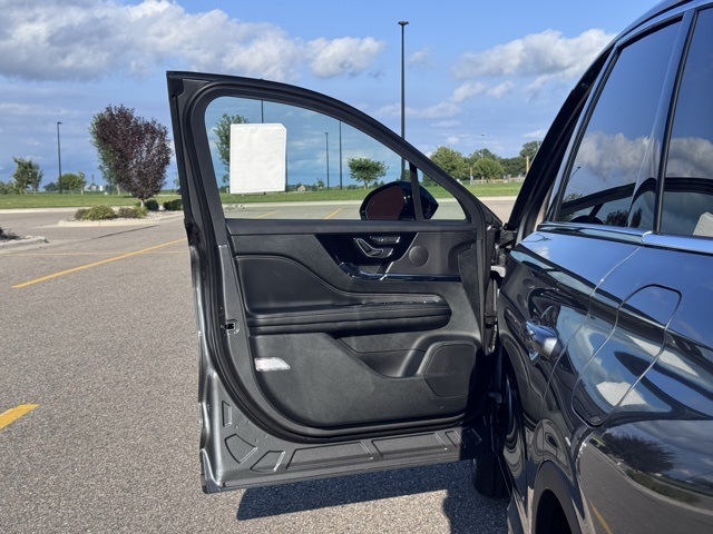 2025 Lincoln Corsair Premiere