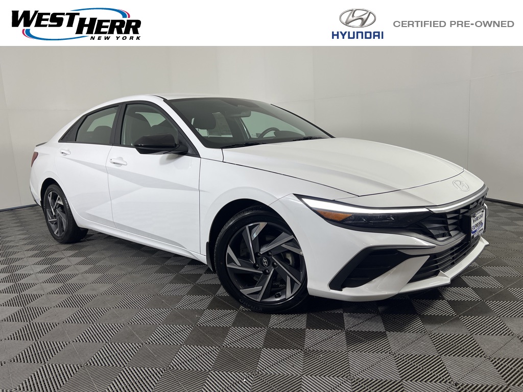 2025 Hyundai Elantra SEL's photo