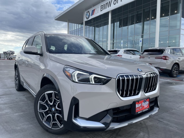 2026 BMW X1 28i's photo